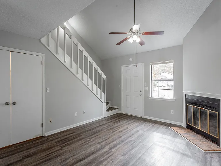 Amberwood Chalet: Modern Comfort in Chattanooga — Photo 25