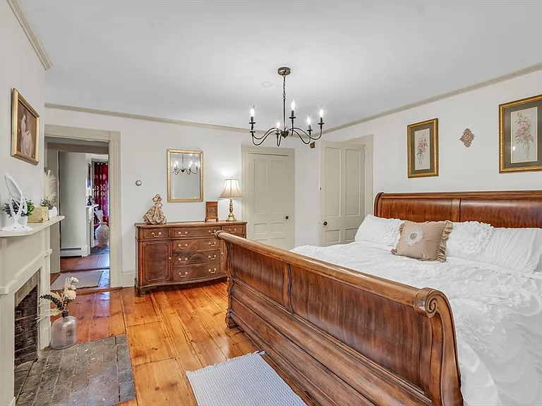 205C W Main St #3 — Photo 16