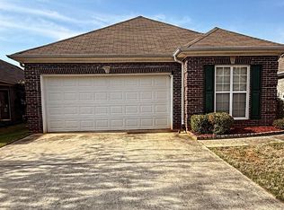 4821 Longmeadow Ln, Bessemer, AL 35022