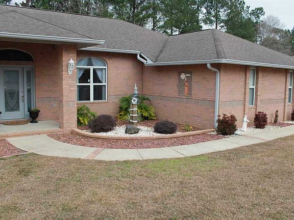 2nd image of 2400 Ursula Ln