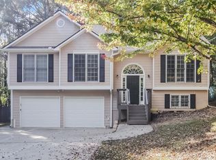 111 Stewart Dr, Dallas, GA 30132