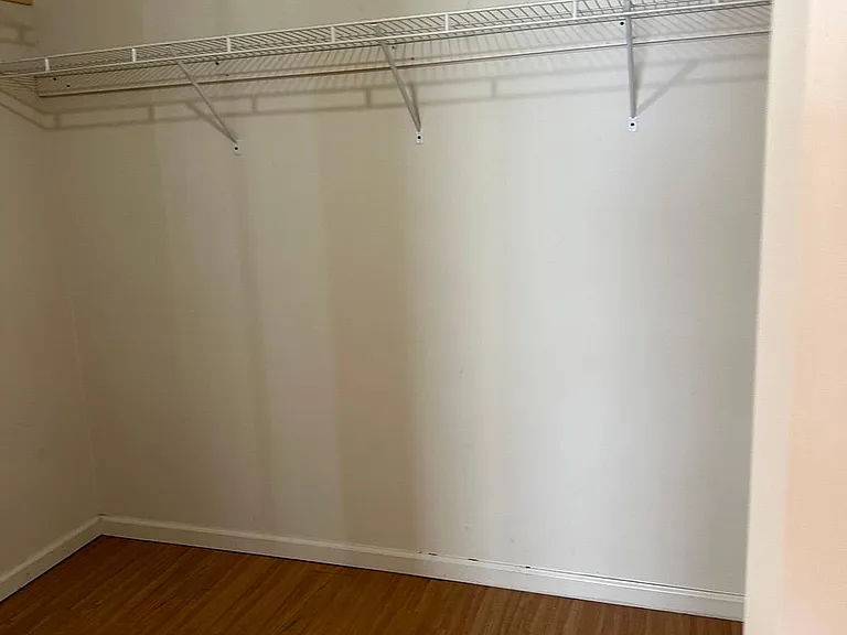 4245 Courtside Dr — Photo 27