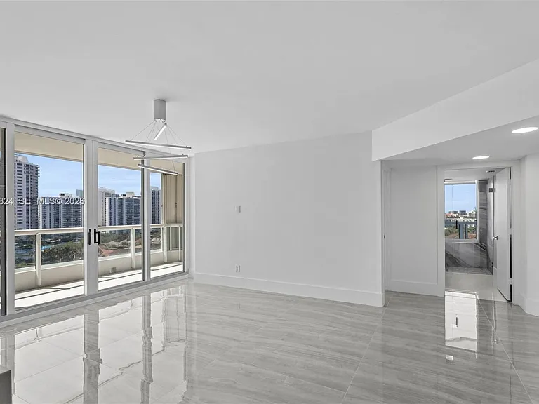 21055 Yacht Club Dr #1409 — Photo 11