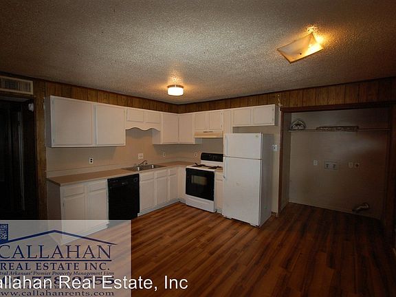 4th image of 3423B Chandler St