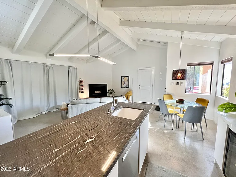 6459 N 77th Way — Photo 8