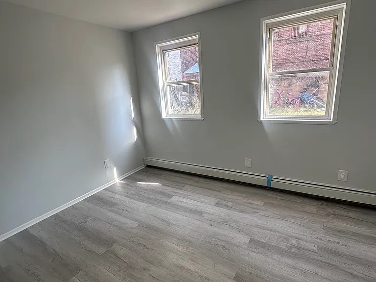324 Hope Ave #6 — Photo 6