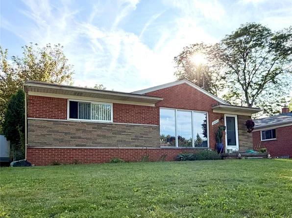 32833 Merritt Dr, Westland, MI 48185