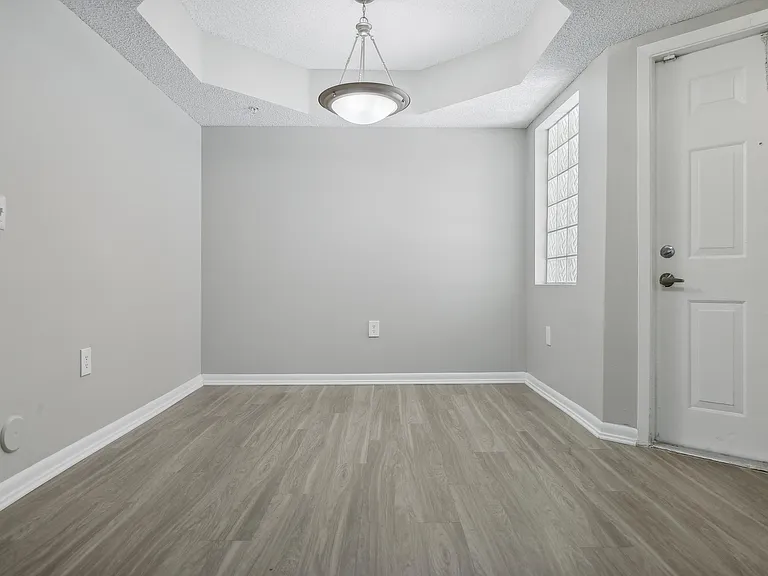 Pembroke Pines Landings Apartments — Photo 21