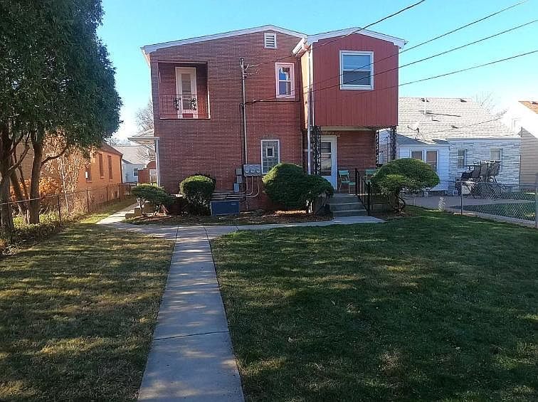 2nd image of 3252 S Burrell St APT B