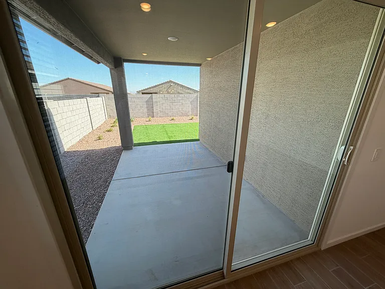 4144 W Erik Ln — Photo 8