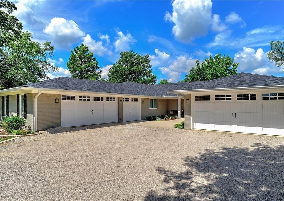111 Ute Cv, Lake Kiowa, TX 76240 Zillow