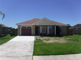 920 Chante Ct, Westwego, LA 70094