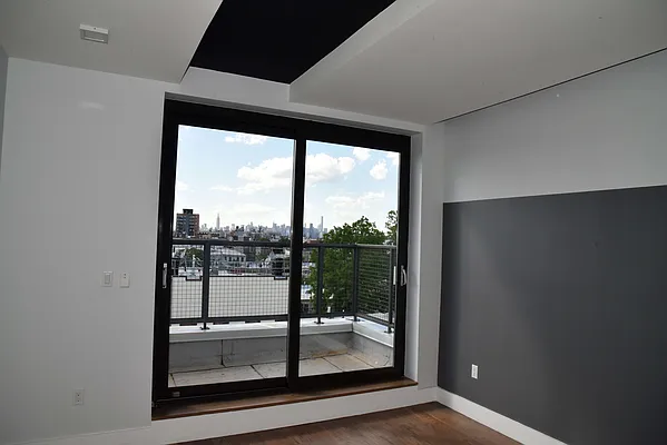 Rented by Cyberapts Management | media 44