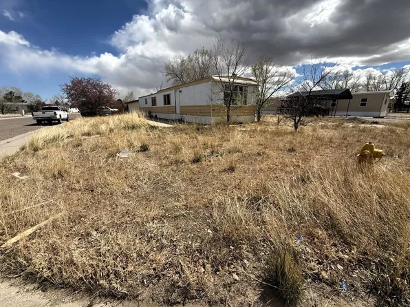 2359 W Mitchell St, Wheatland, WY 82201
