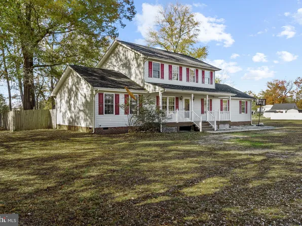 15510 Church St, Milford, VA 22514