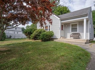 365 W Britannia St #R, Taunton, MA 02780