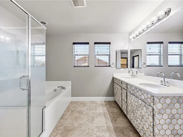 15551 Montalone Pl — Photo 21