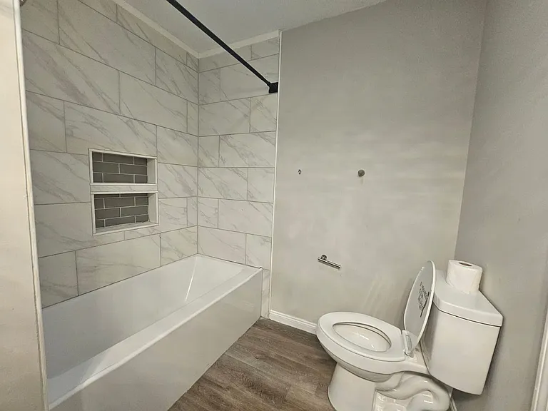 336 Park St — Photo 11
