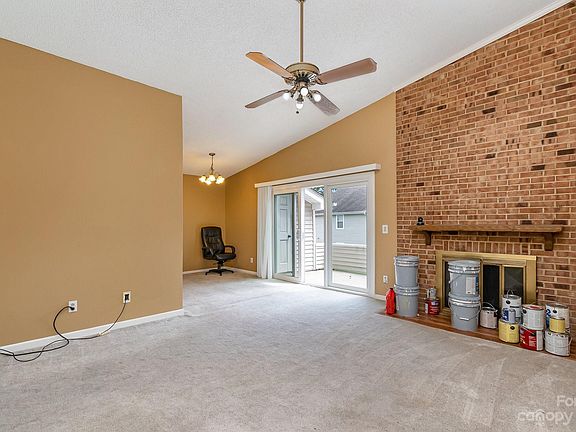 4th image of 7823 Davinci Ln APT A