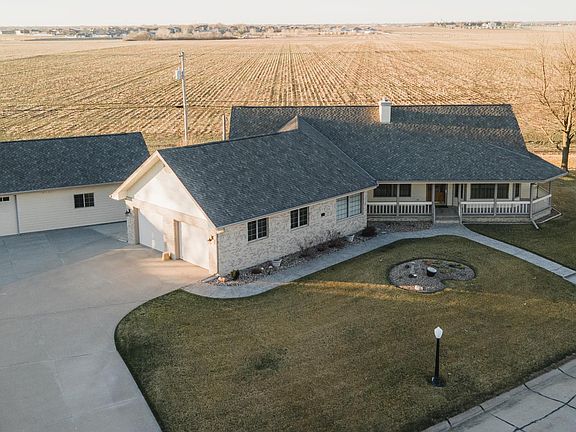 2nd image of 825 Madden Rd