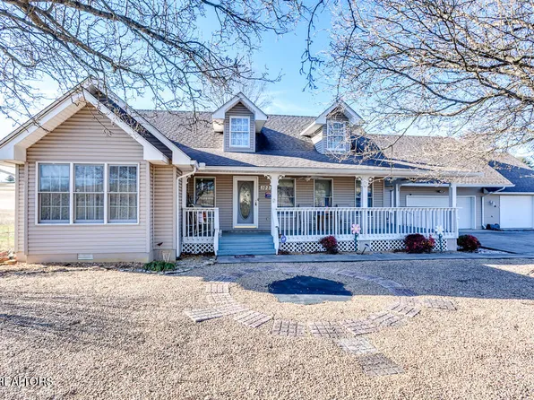 1057 McKinney Chapel Rd, Rogersville, TN 37857