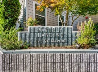 525 SE Marion St UNIT 11, Portland, OR