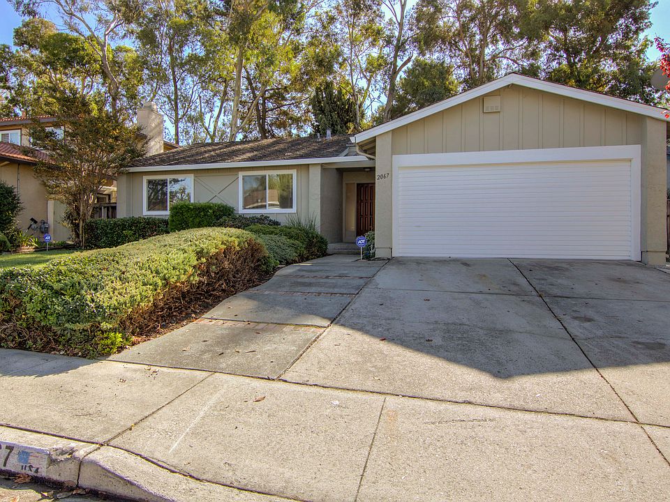 1st image of 2067 Flintcrest Dr