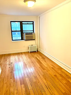 Rented by REAL New York | media 10