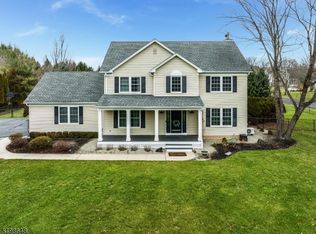 8 Governor Rd, Flemington, NJ 08822