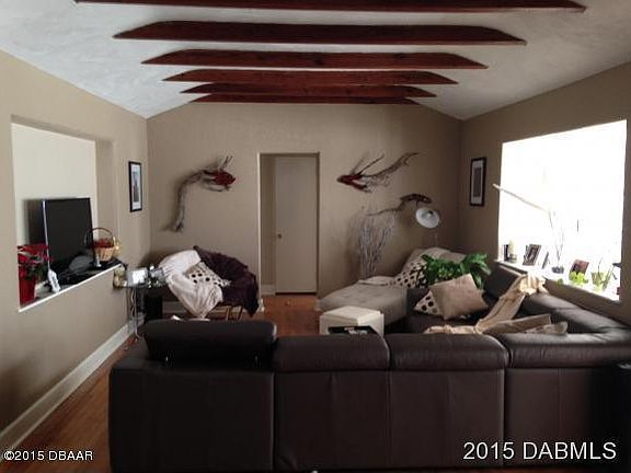 5th image of 355 Golf Blvd