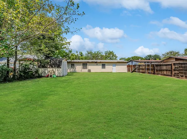 918 Jardin Dr, Mesquite, TX 75149