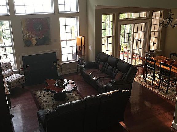 4th image of 3044 Bay Shore Ln