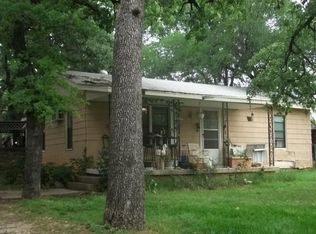 1691 Rogers Rd, Newark, TX 76071