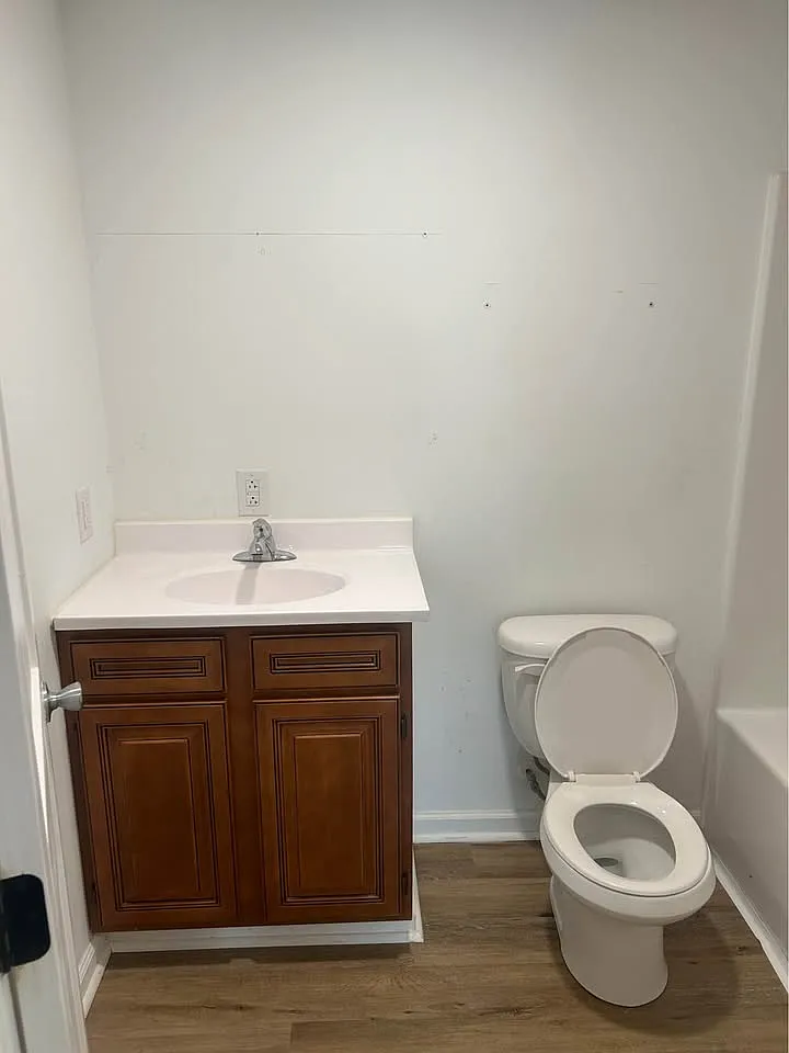 3 bed, 1100 sqft, $1,500 — Photo 4
