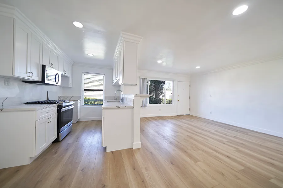 5222/5226 Lexington Ave