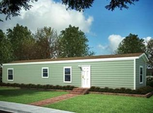 7 Pine Dr, Belleville, MI 48111