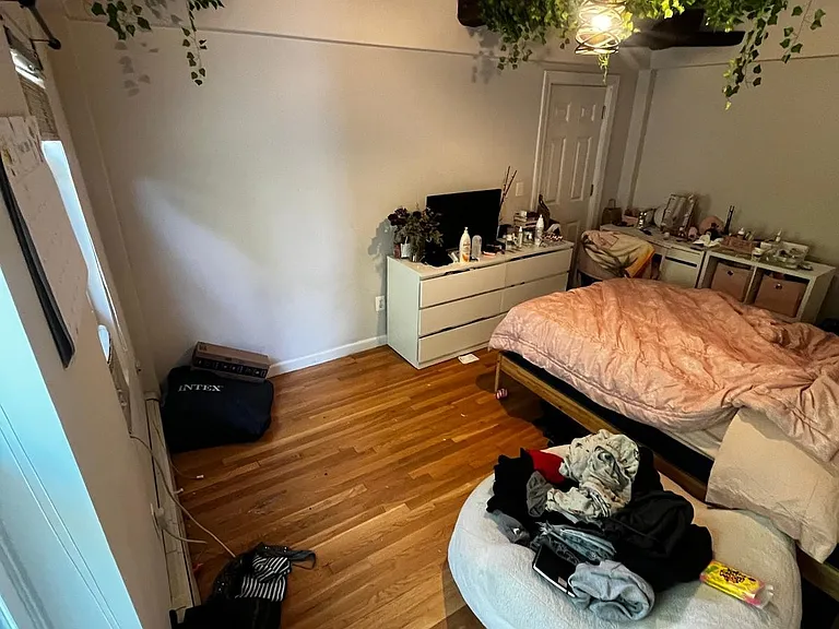 56 Crescent Ave #2U — Photo 3