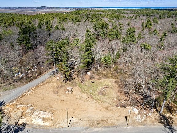 3rd image of Andrews Ct