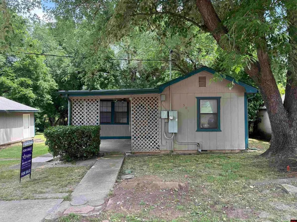 505 Girard St, Flippin, AR 72634