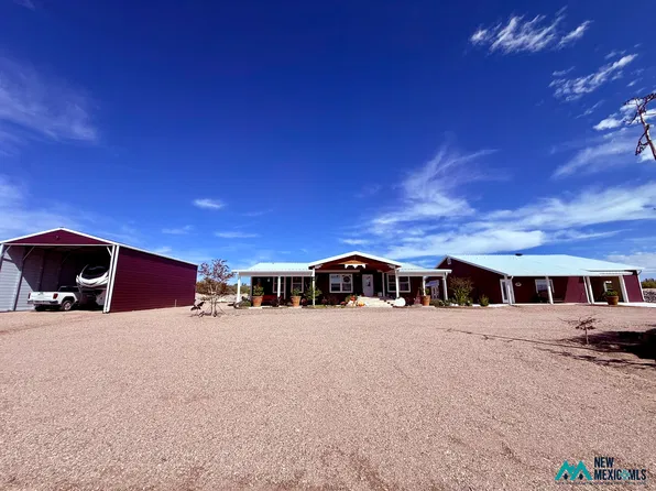 111 Lincoln St, Elephant Butte, NM 87935