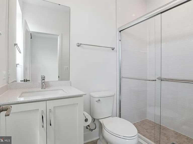 2103 Tysons Rd — Photo 30
