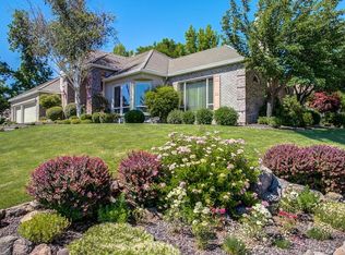 2888 Hollyburn Rdg, Medford, OR 97504