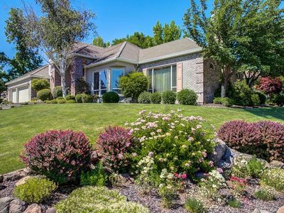 2888 Hollyburn Rdg, Medford, OR, 97504