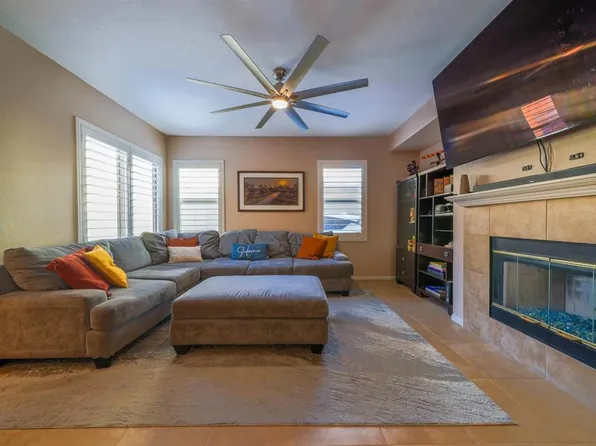 1630 Falling Star Dr, Chula Vista, CA 91915