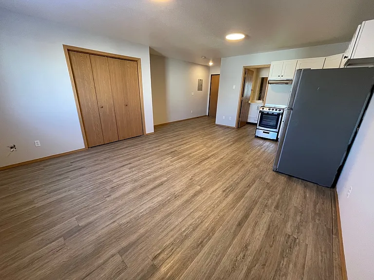810 Mandeville Ln #1 — Photo 8