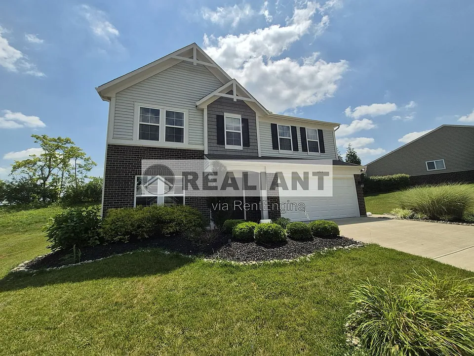 10513 Greenbrook Dr