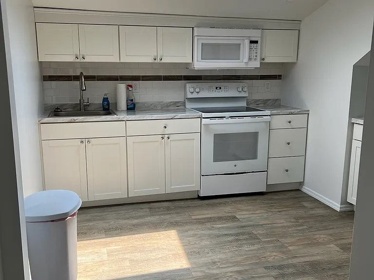 18 Linden Pl #2 — Photo 10