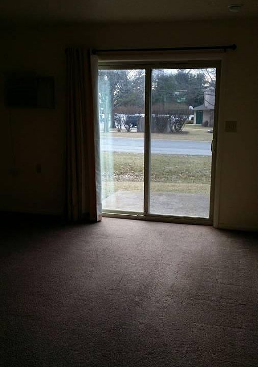 2nd image of 301 Jacks Mill Dr APT 8