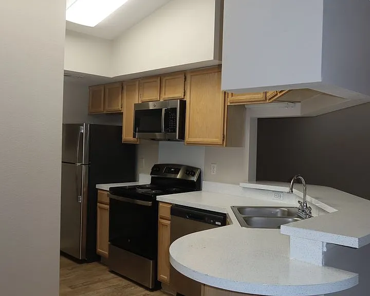 6804 N Capital Of Texas Hwy #825 — Photo 16