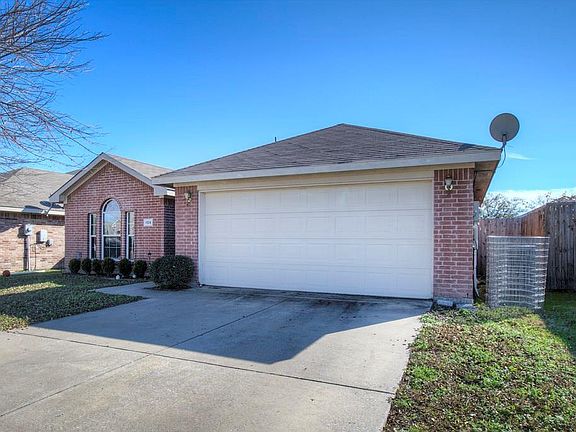 3rd image of 109 Arrowhead Dr